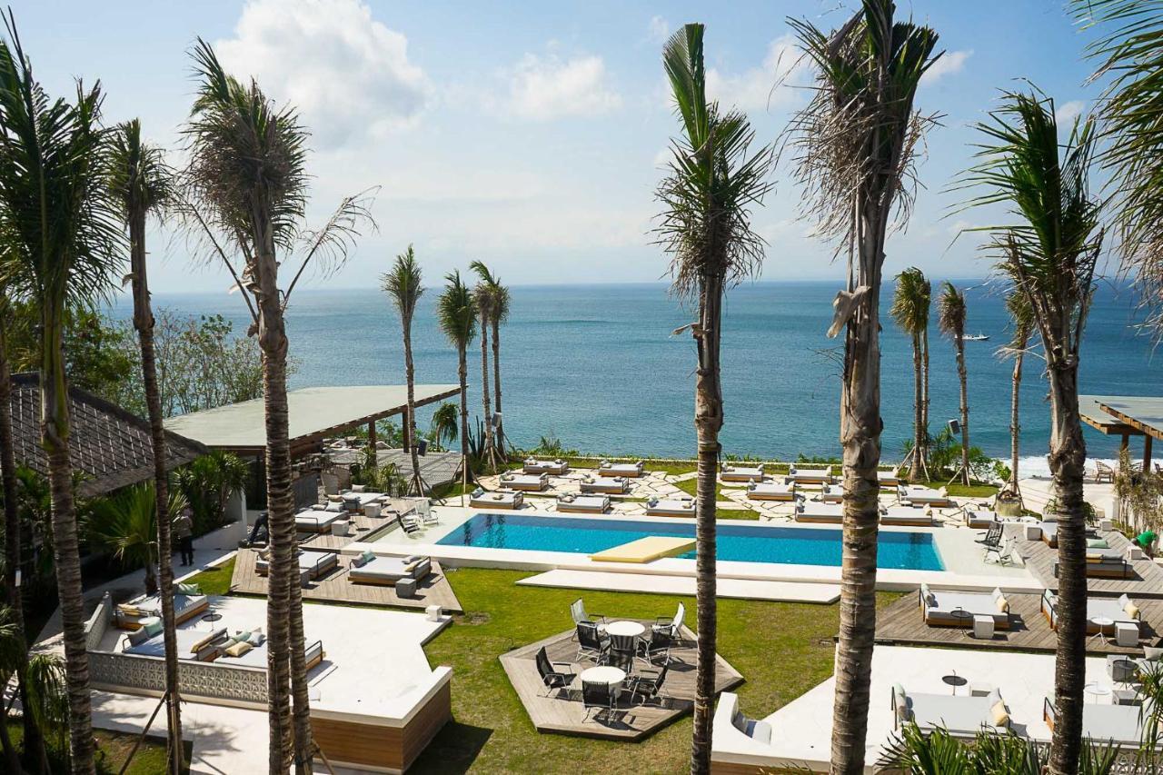 Ulu Cliffhouse Hotel Uluwatu  Exterior photo