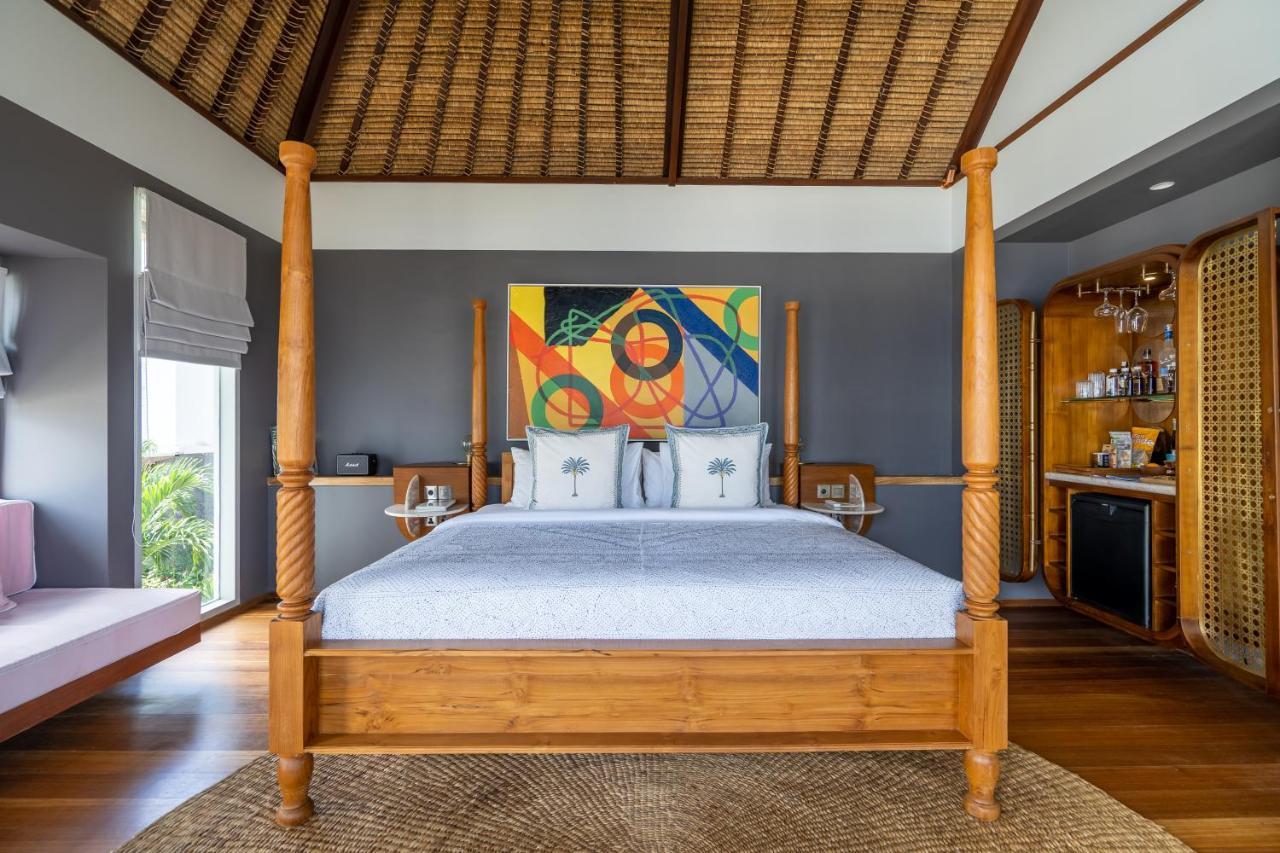 Ulu Cliffhouse Hotel Uluwatu  Exterior photo